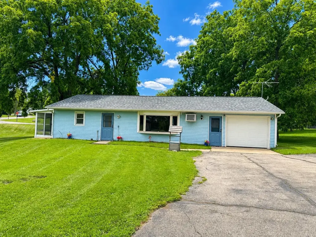 4237 Mahoney Road, McFarland