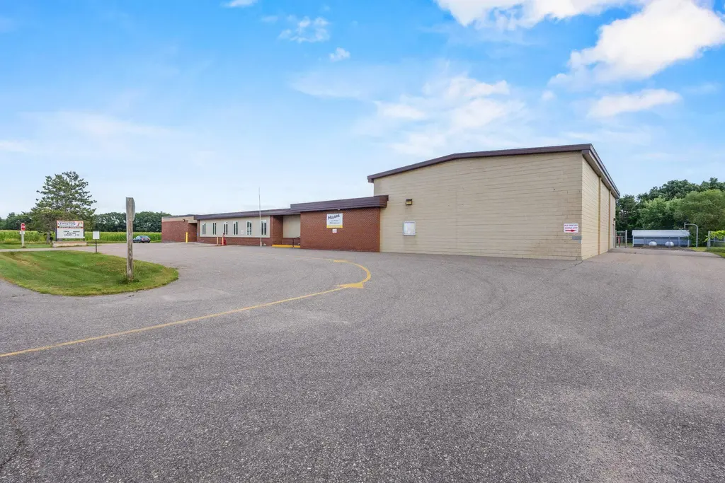 W11195 State Highway 127, Lewiston