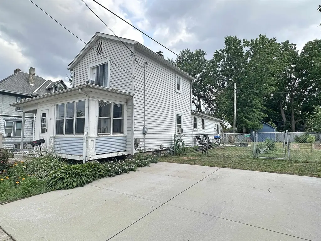 811 Mckinley Street, Janesville