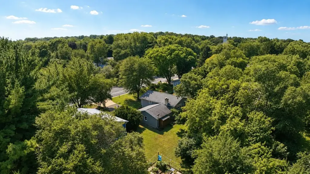 5654 Lacy Road, Fitchburg