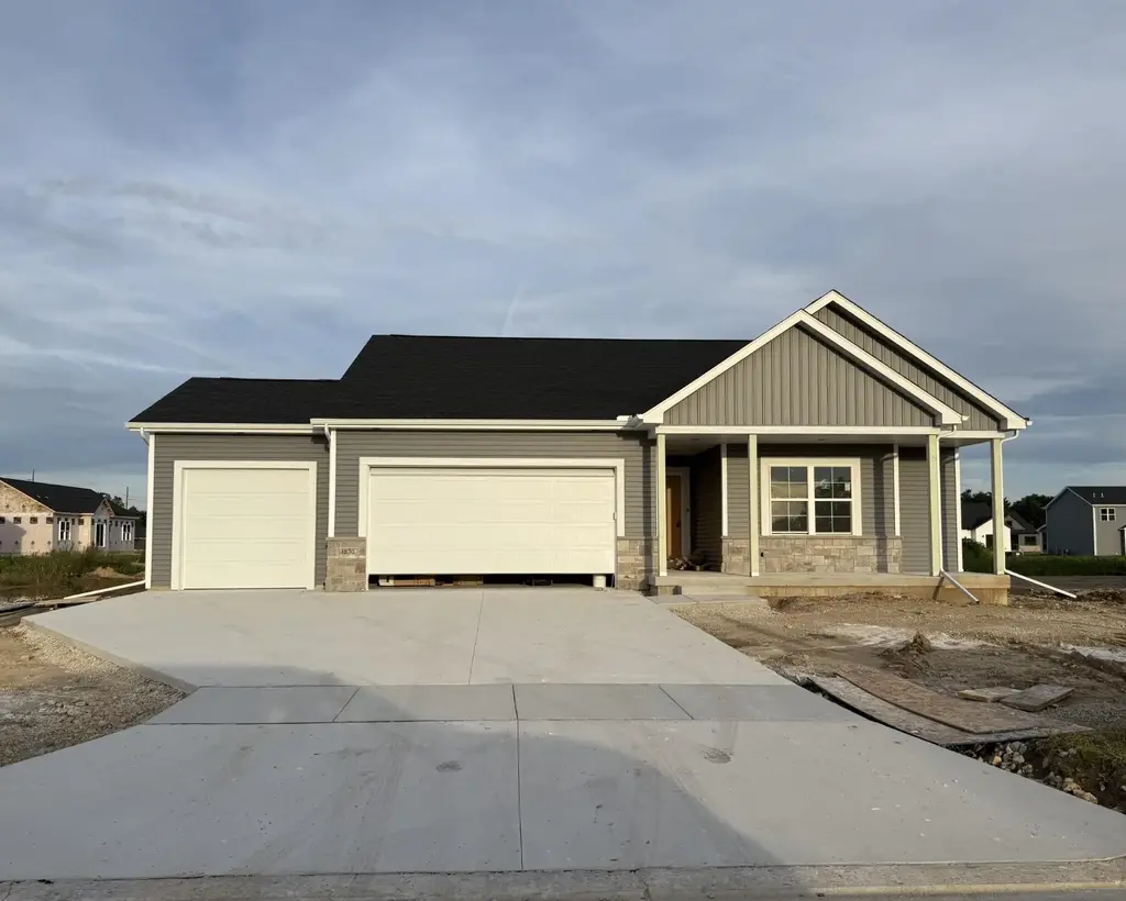 3830 Green Ash Drive, Janesville
