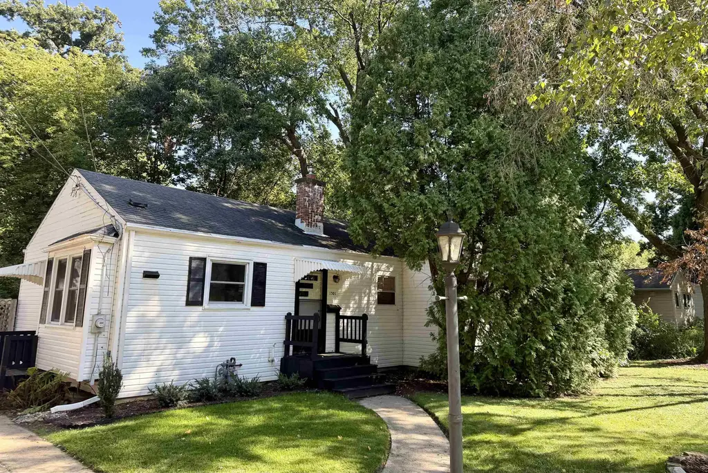 1501 Winslow Lane, Madison