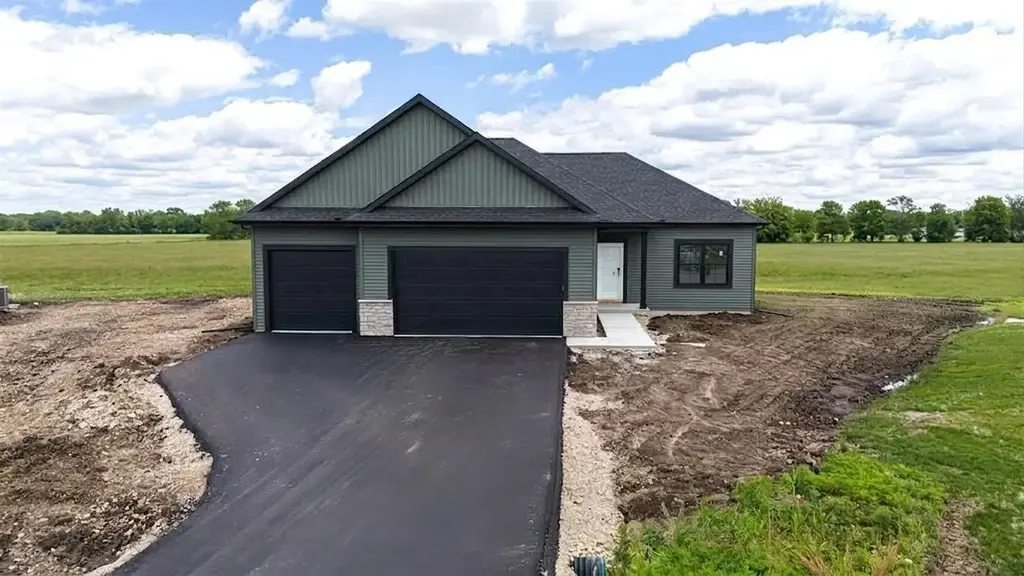 1960 Sequoia Drive, Janesville