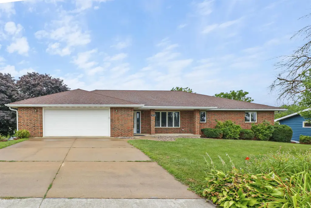 514 W Washington Street, Dodgeville
