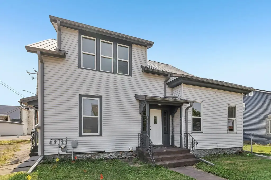 124 Elm Street, Mauston