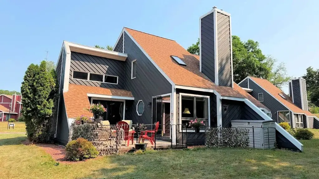 #glade 4 - 874 Xanadu Road, Lake Delton
