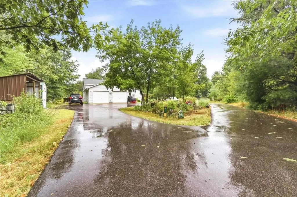 N10382 16th Avenue, Necedah