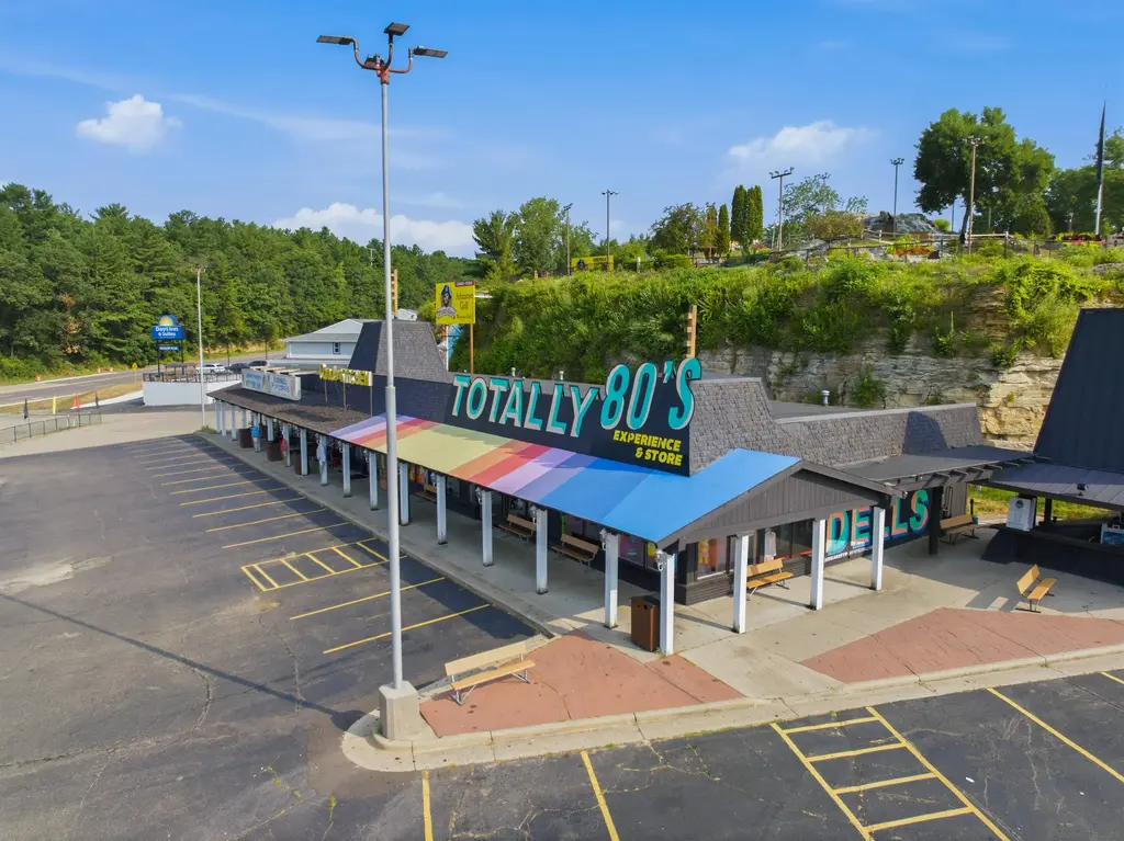 2462 Wisconsin Dells Parkway, Wisconsin Dells