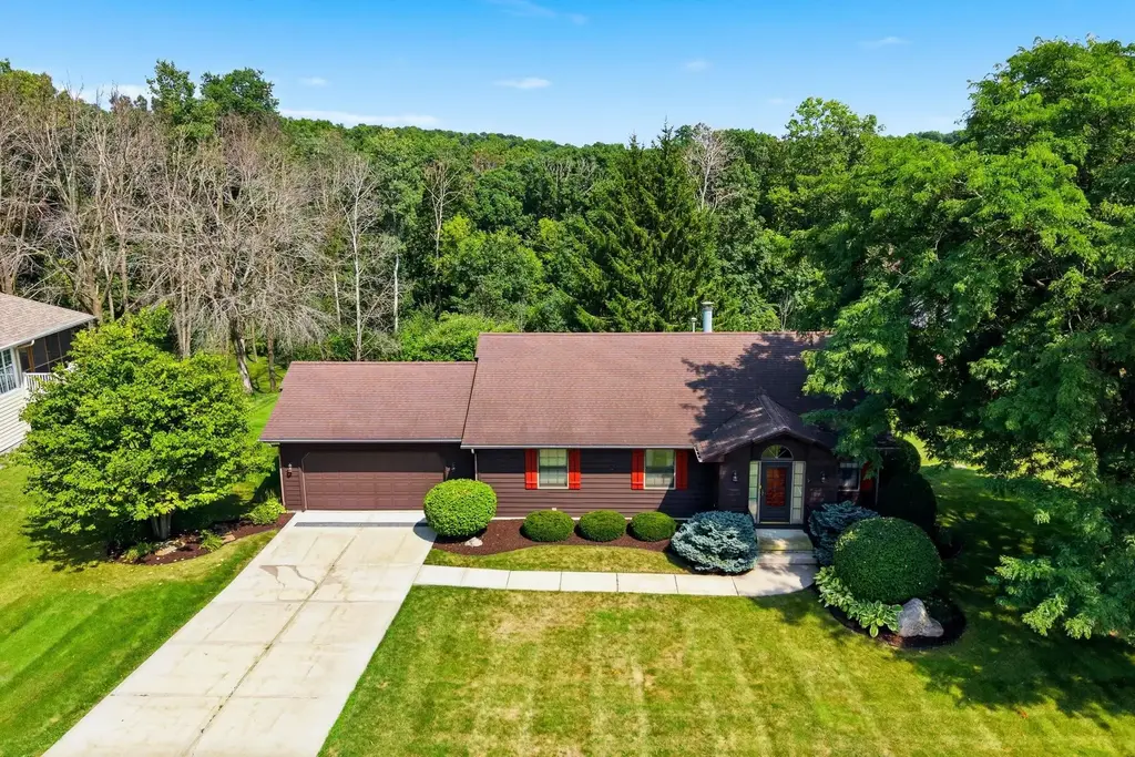 7975 Stagecoach Road, Cross Plains