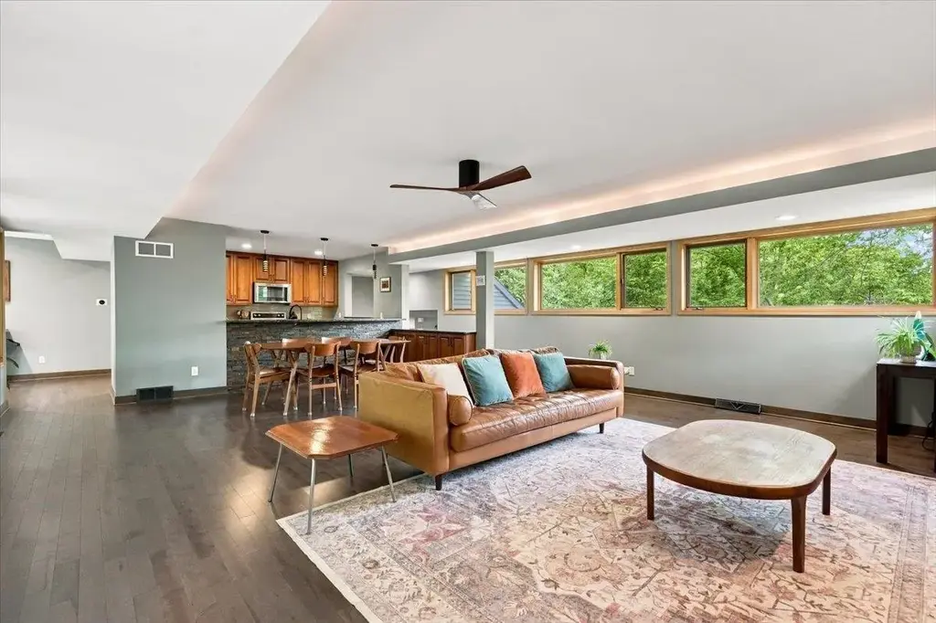 5310 N Cook Street, McFarland