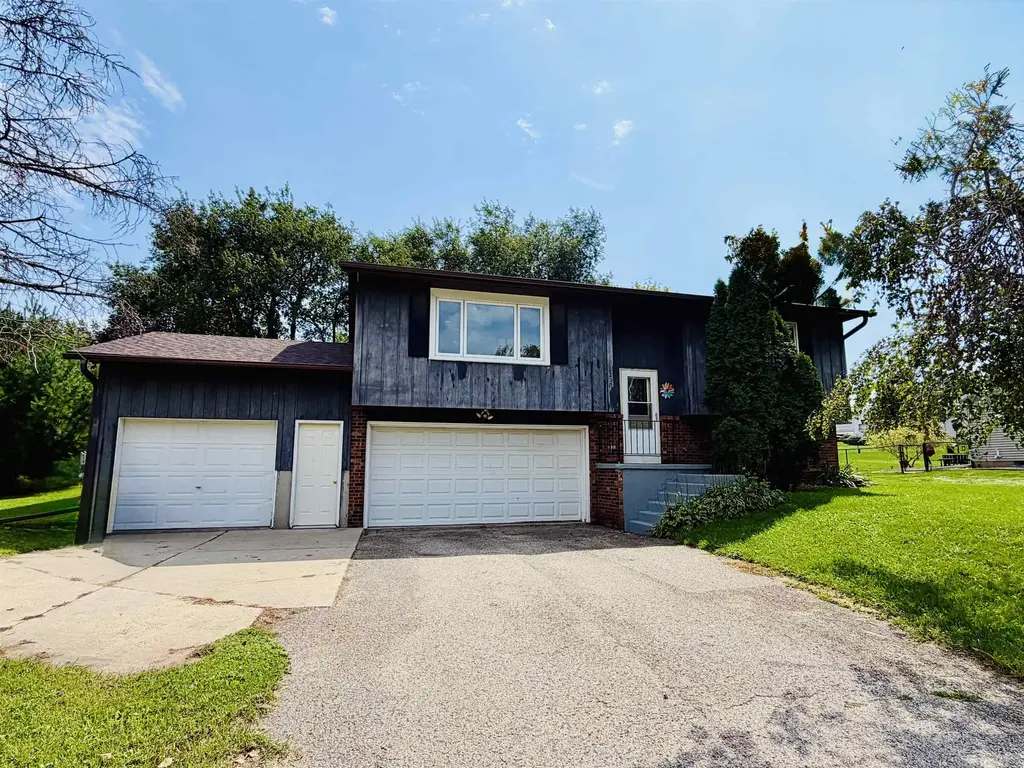 2210 Ridgeway Road, Monroe
