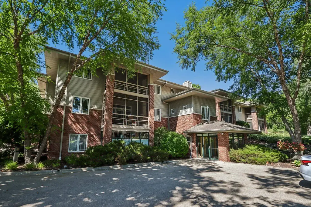 #302 - 2820 Mickelson Parkway, Fitchburg