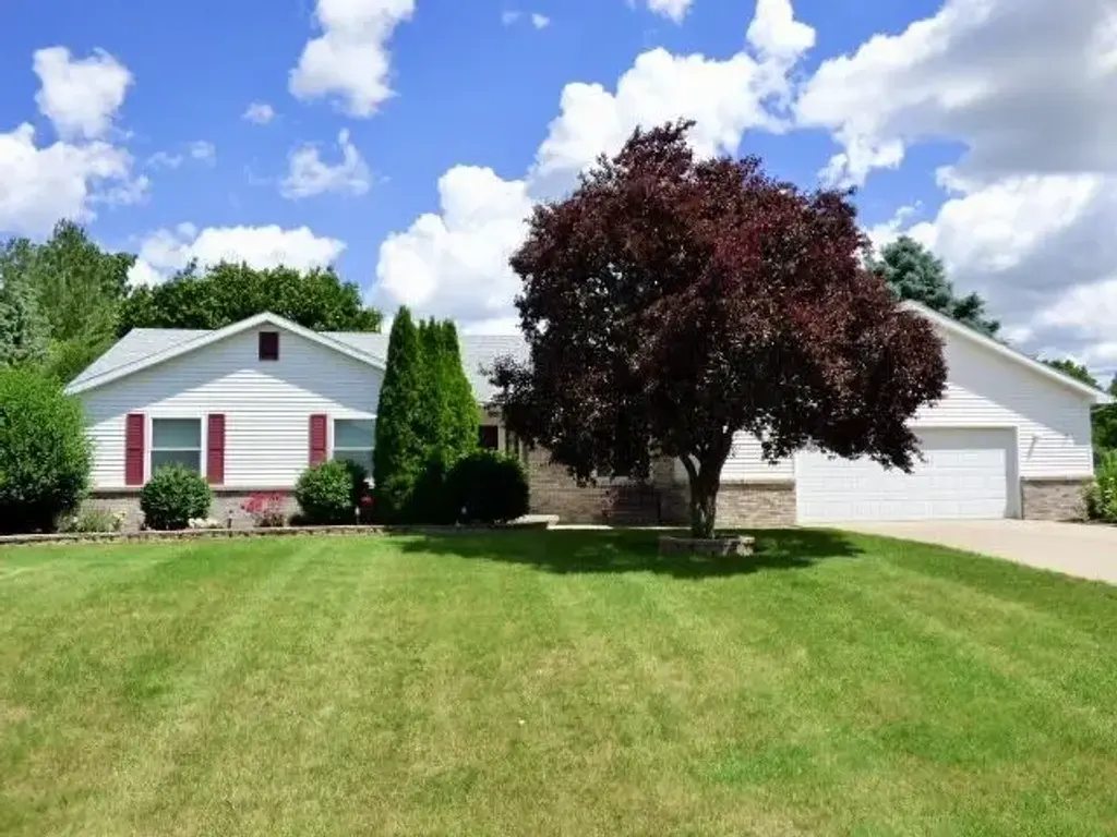 1525 E Williams Drive, Beloit