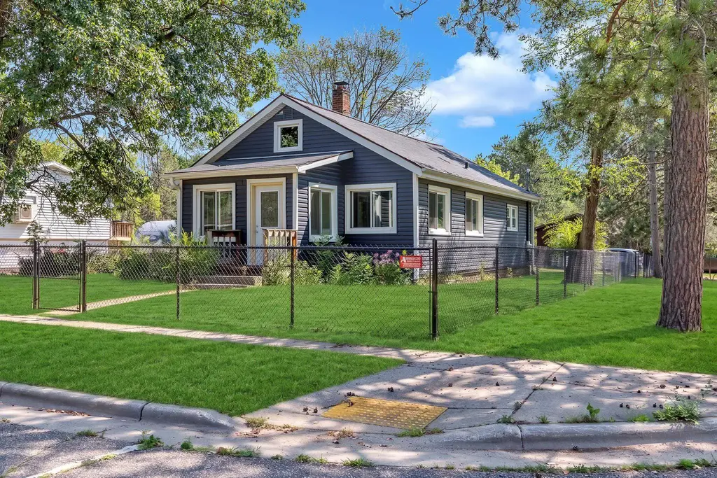 256 S Watts Street, Adams