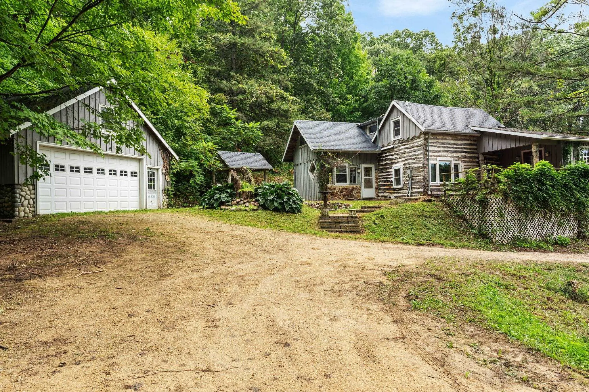 Photo of Listing #2029725