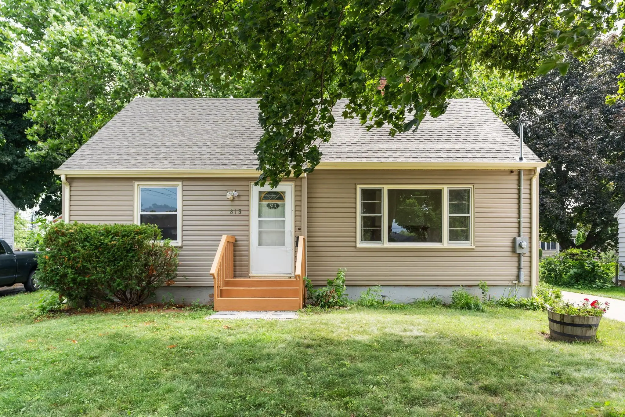 Photo of Listing #2029732