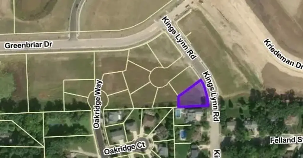 Lot 16 Semi Circle, Stoughton