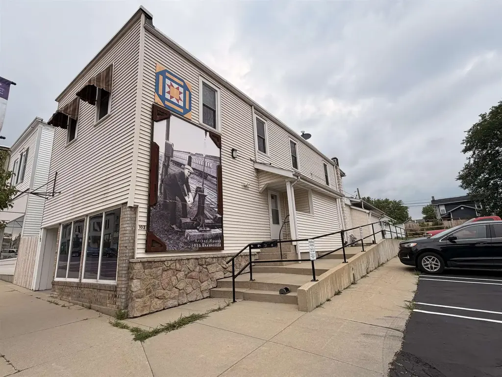 102 E Main Street, Evansville