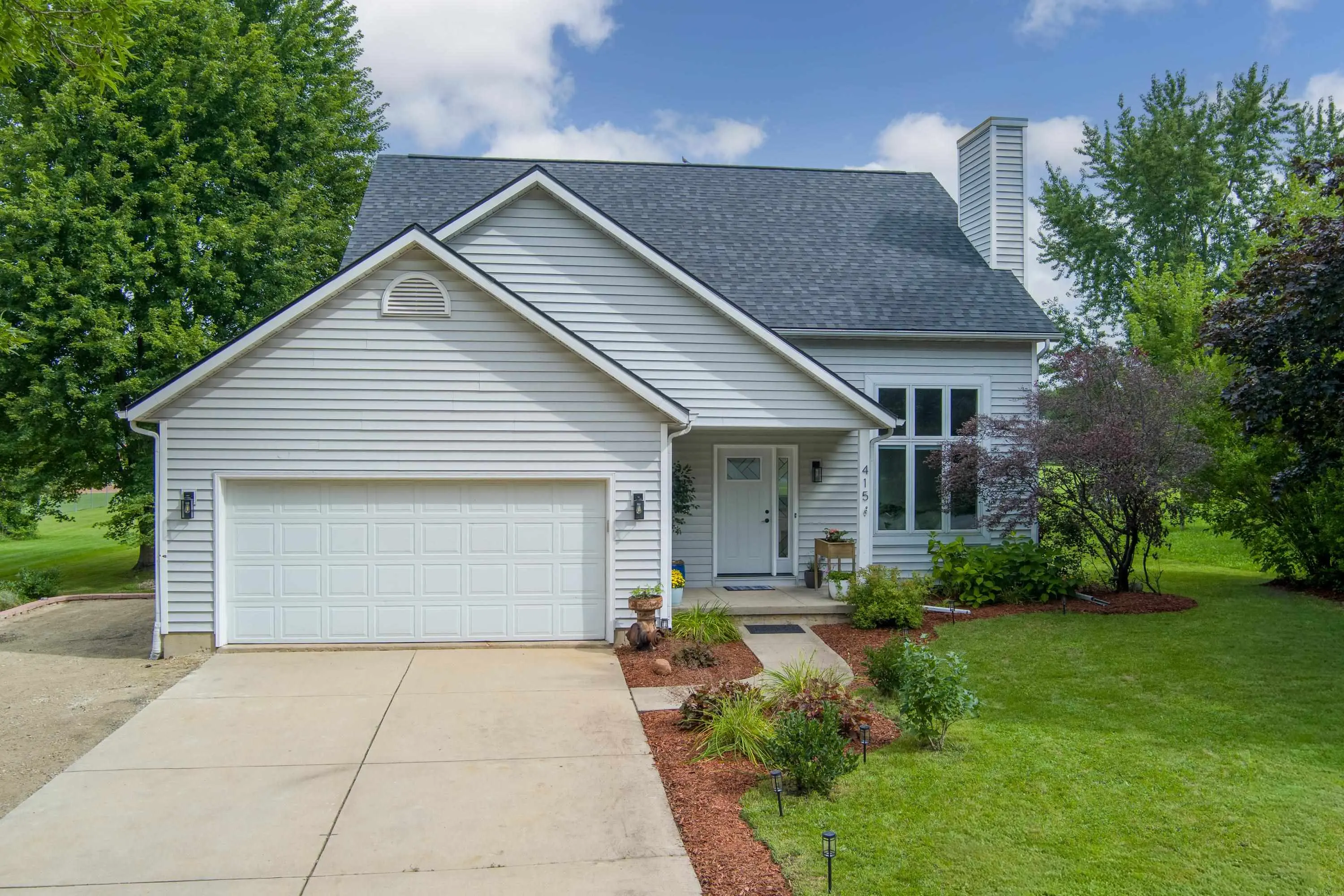Photo of Listing #2029797