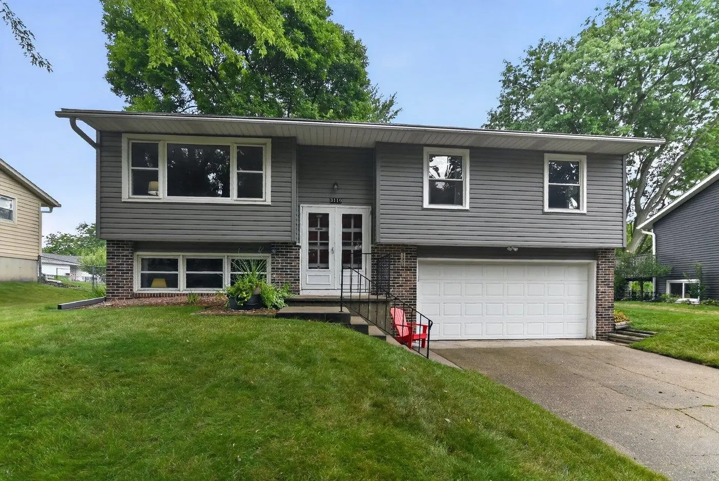Photo of Listing #2029798