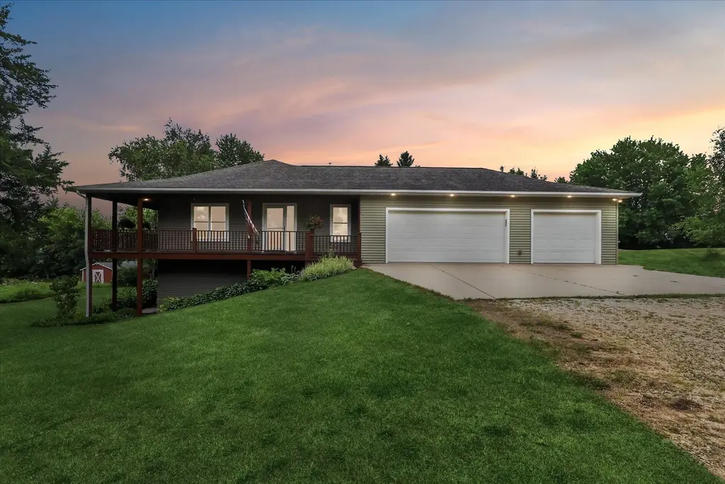 12947 W Dorner Road, Spring Valley