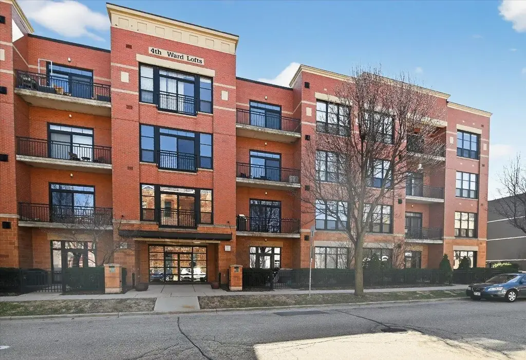 #207 - 615 W Main Street, Madison