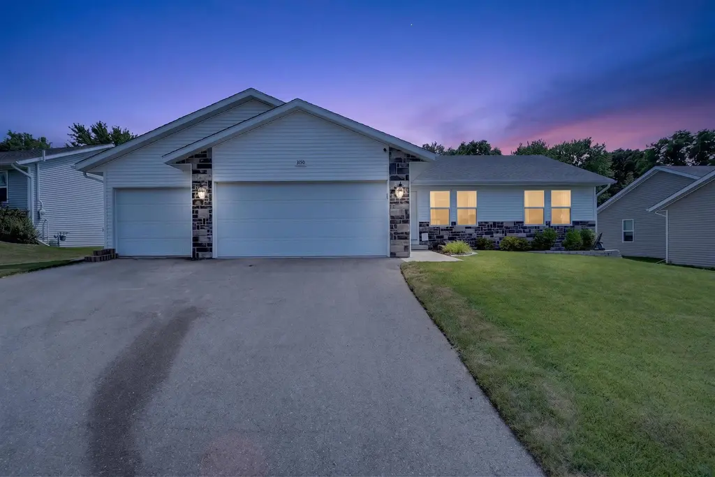 3150 Emerald Drive, Janesville