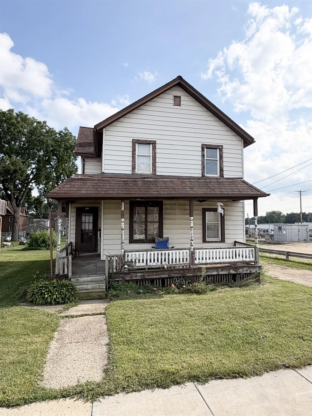 221 W Mill Street, Beaver Dam