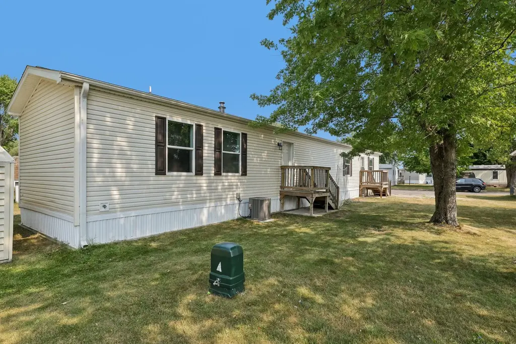 100 Crimson Drive, Reedsburg