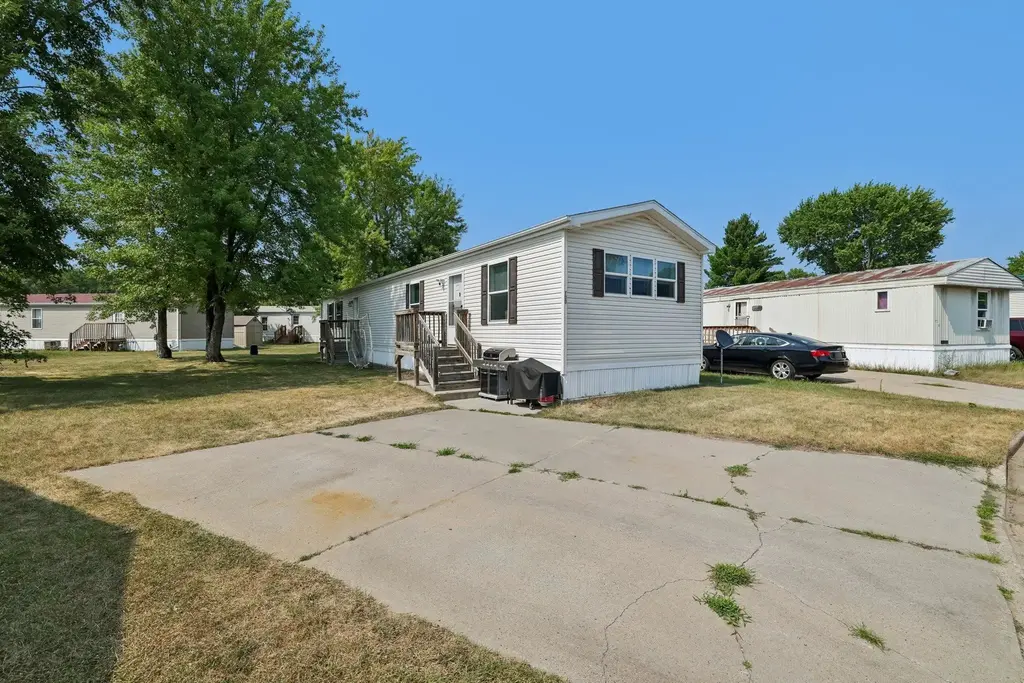 100 Crimson Drive, Reedsburg