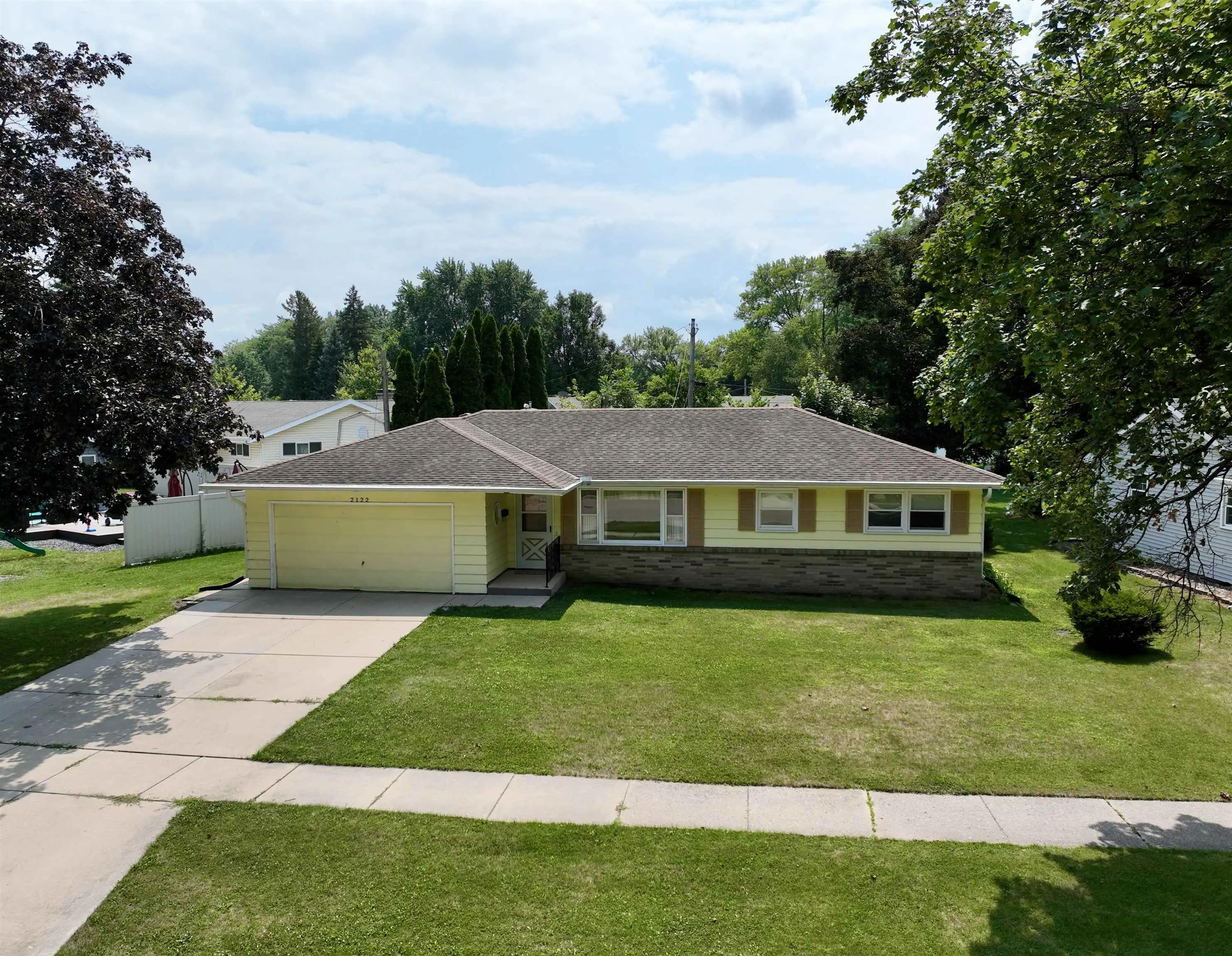 Photo of Listing #2030012