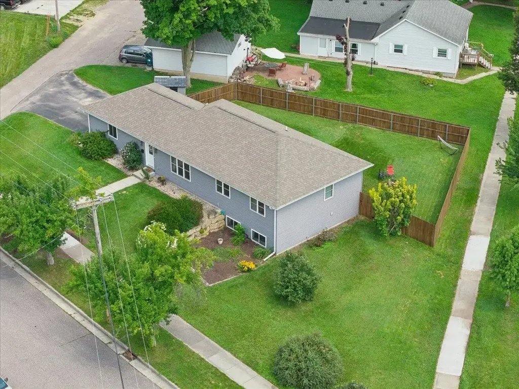 721 Grove Street, Baraboo