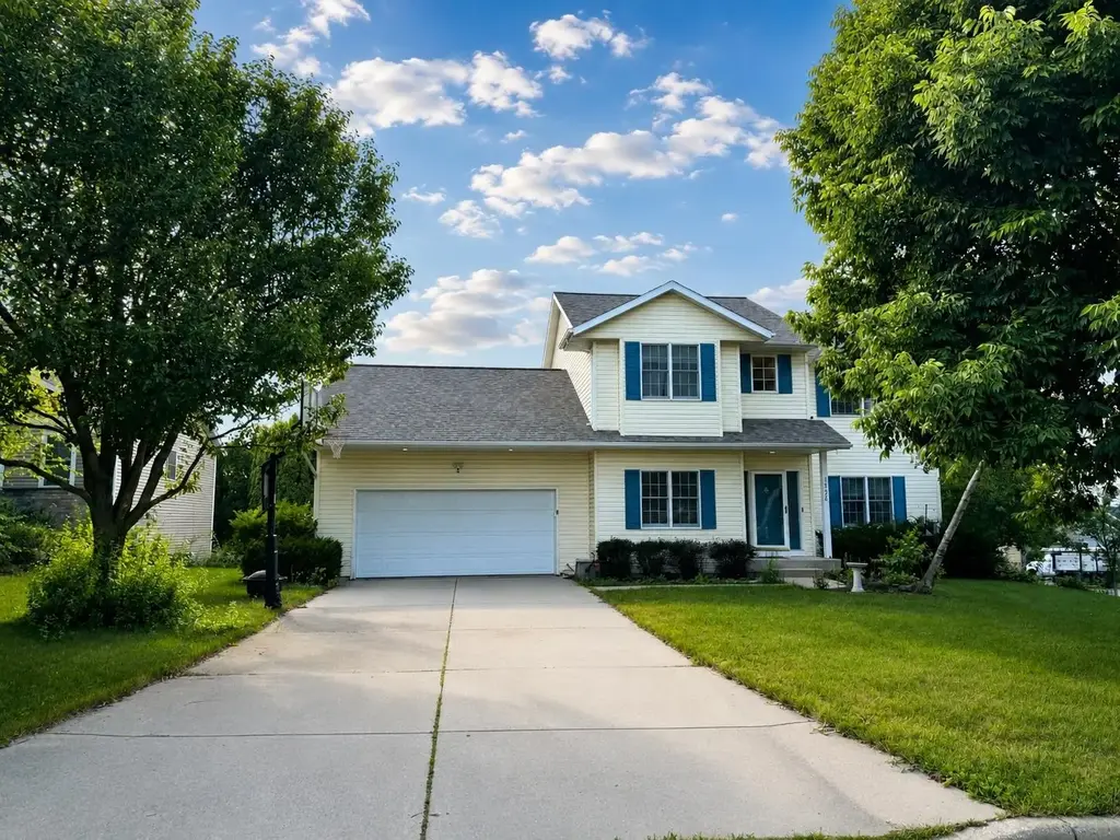 1398 Overlook Pass, Sun Prairie