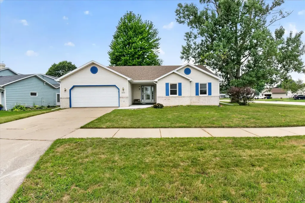 1223 Alpine Drive, Janesville