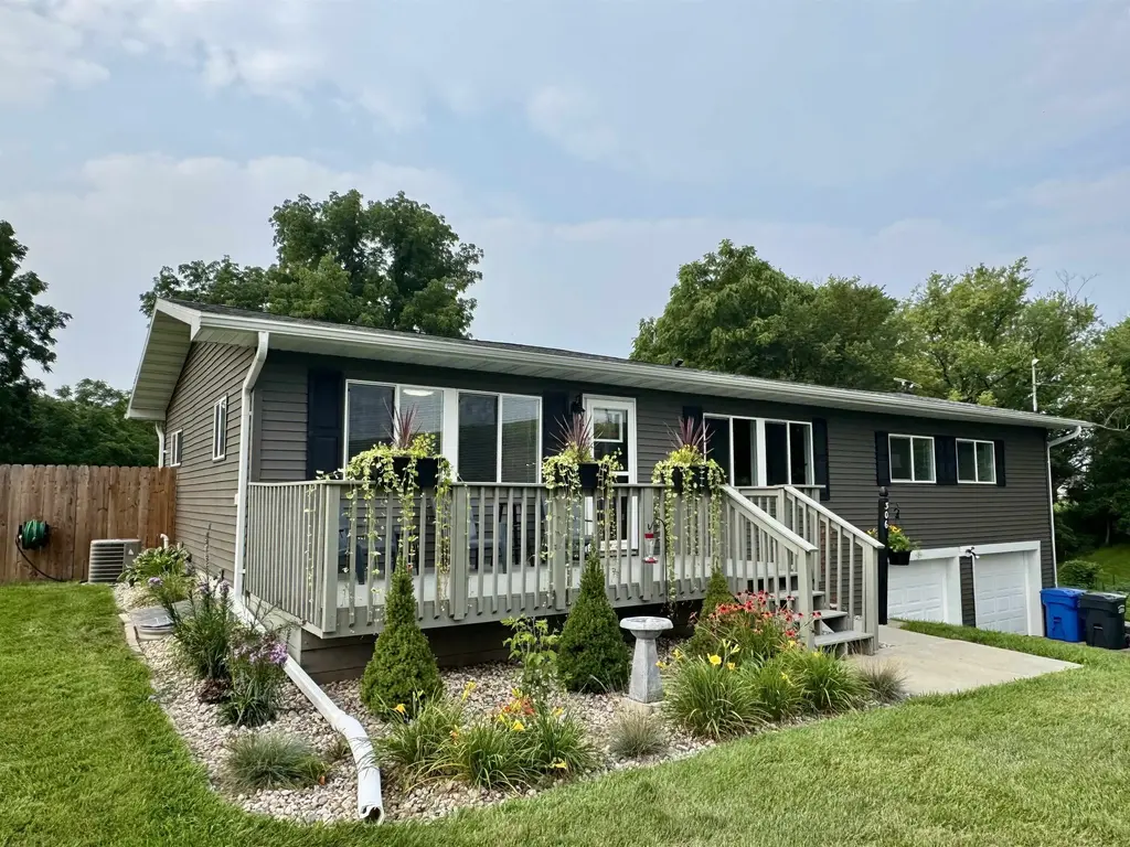 306 W 1st Street, Cambria