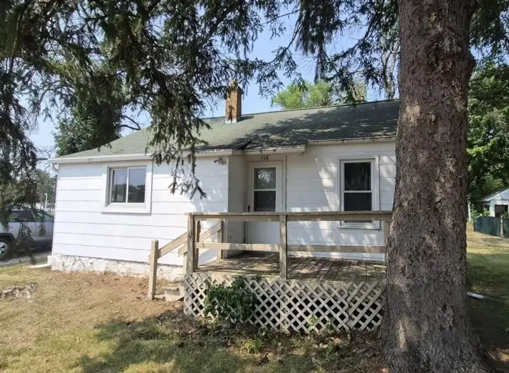 508 E Main Street, Wautoma