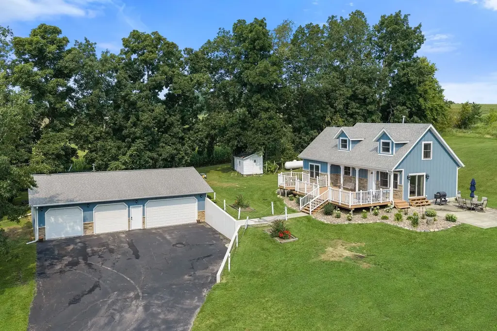 E2580a N Dutch Hollow Road, La Valle