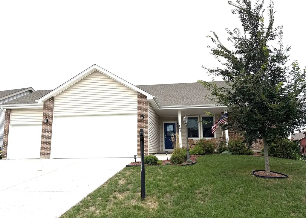 702 Merlot Lane, Cambridge