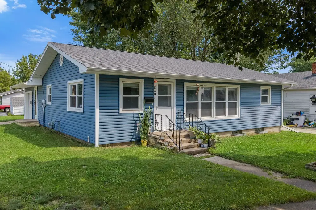 548 W Main Street, Reedsburg