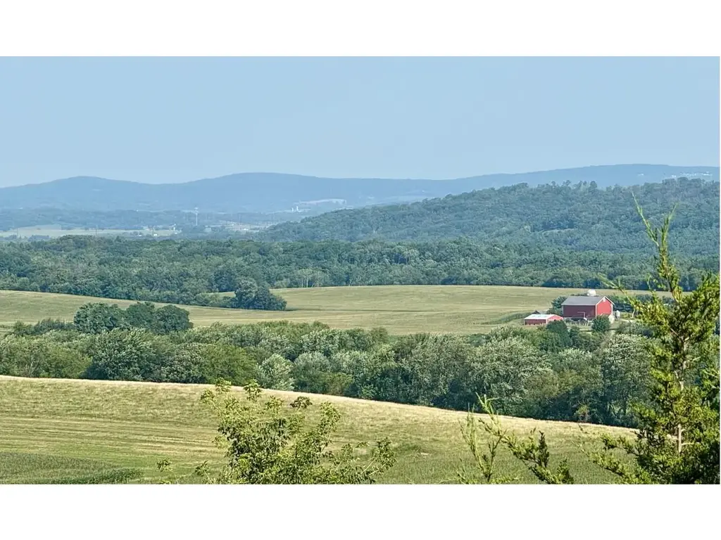 N2349 Wibu Road, Arlington