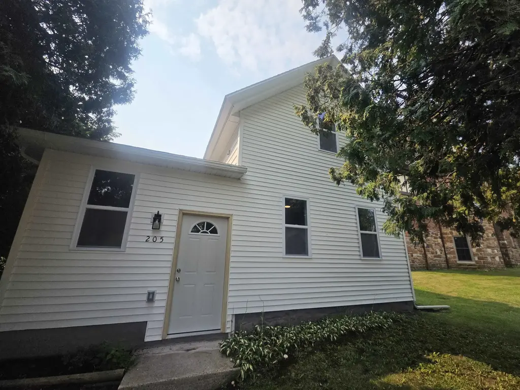 205 W Broadway Street, Rock Springs