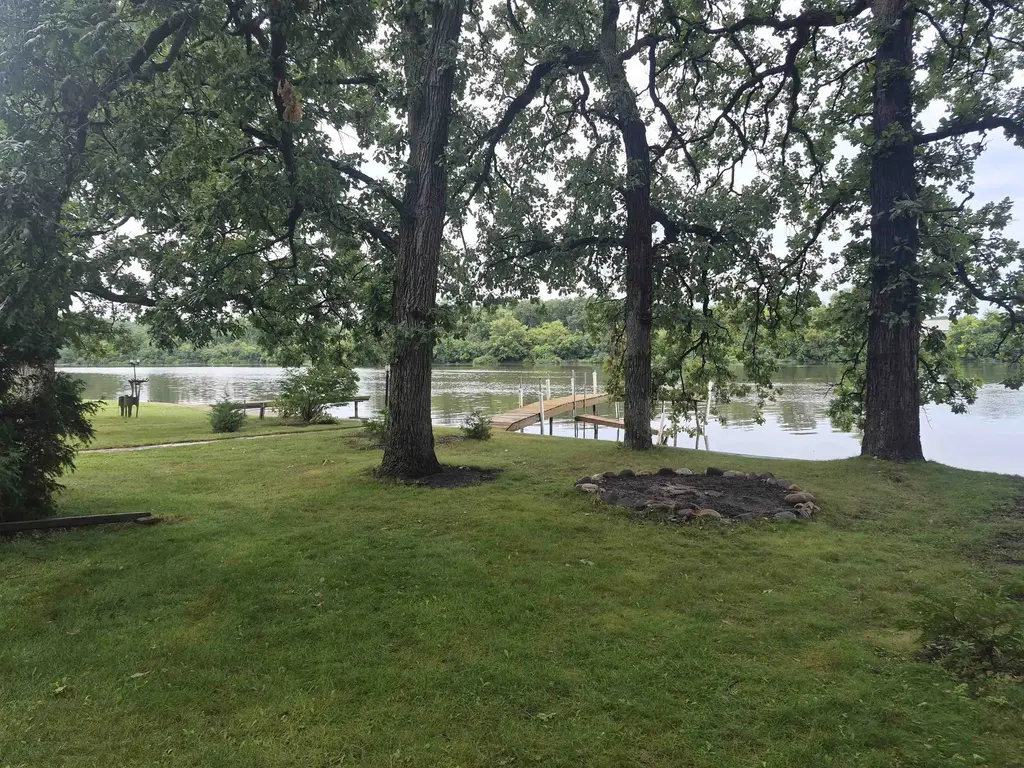 19 E Auburn Drive, Beloit