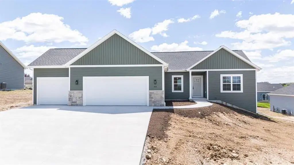 509 Ridge Court, Orfordville