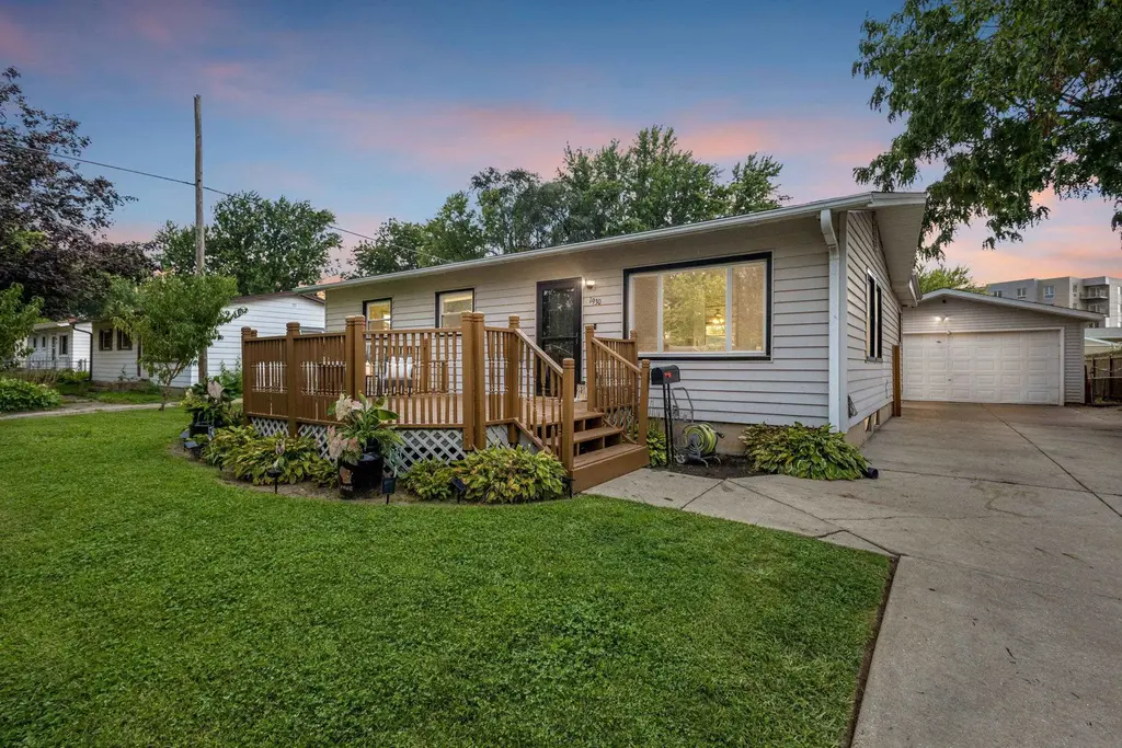 1930 Shelley Lane, Madison