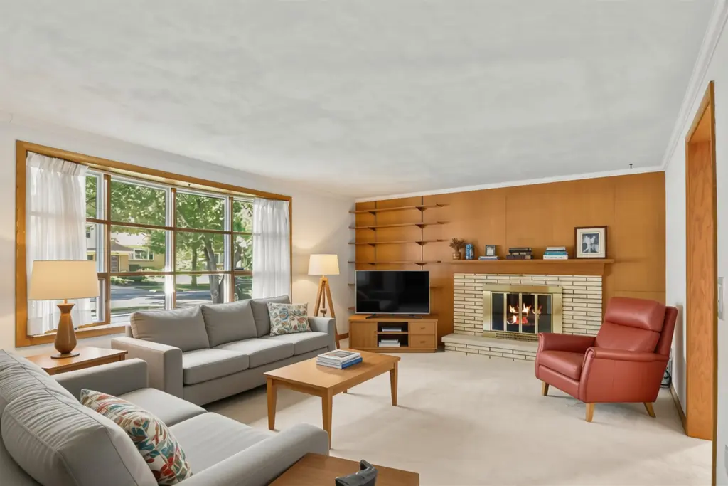4402 Woods End, Madison