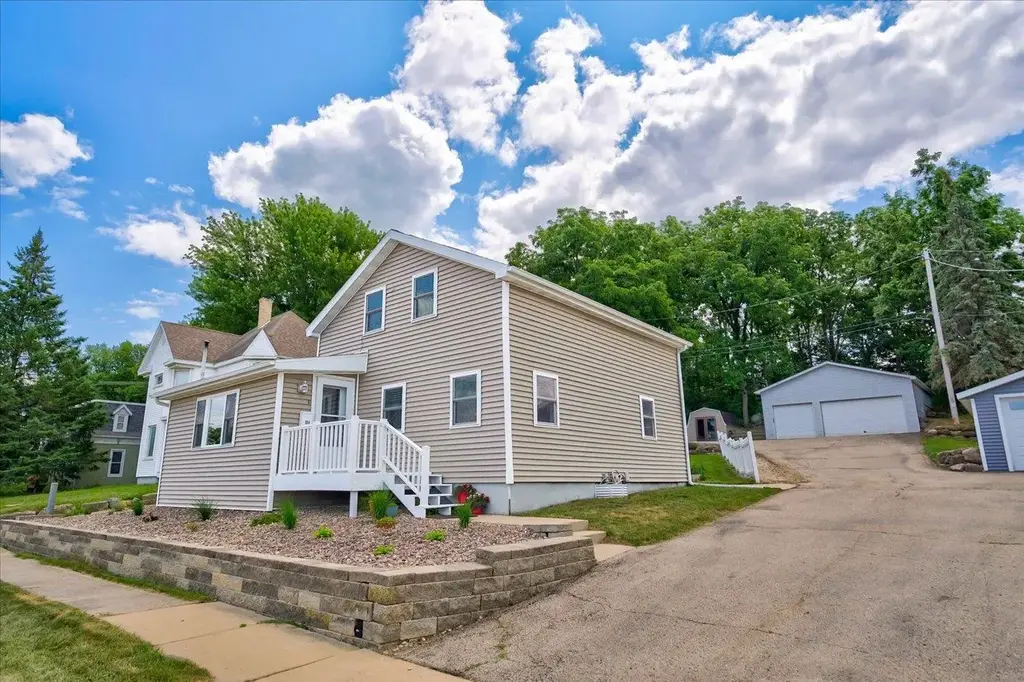 104 Columbus Street, Lodi