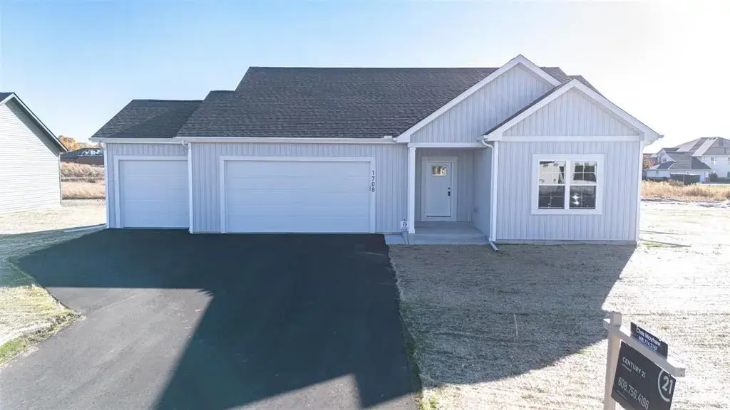 1774 Kyle Circle, Beloit