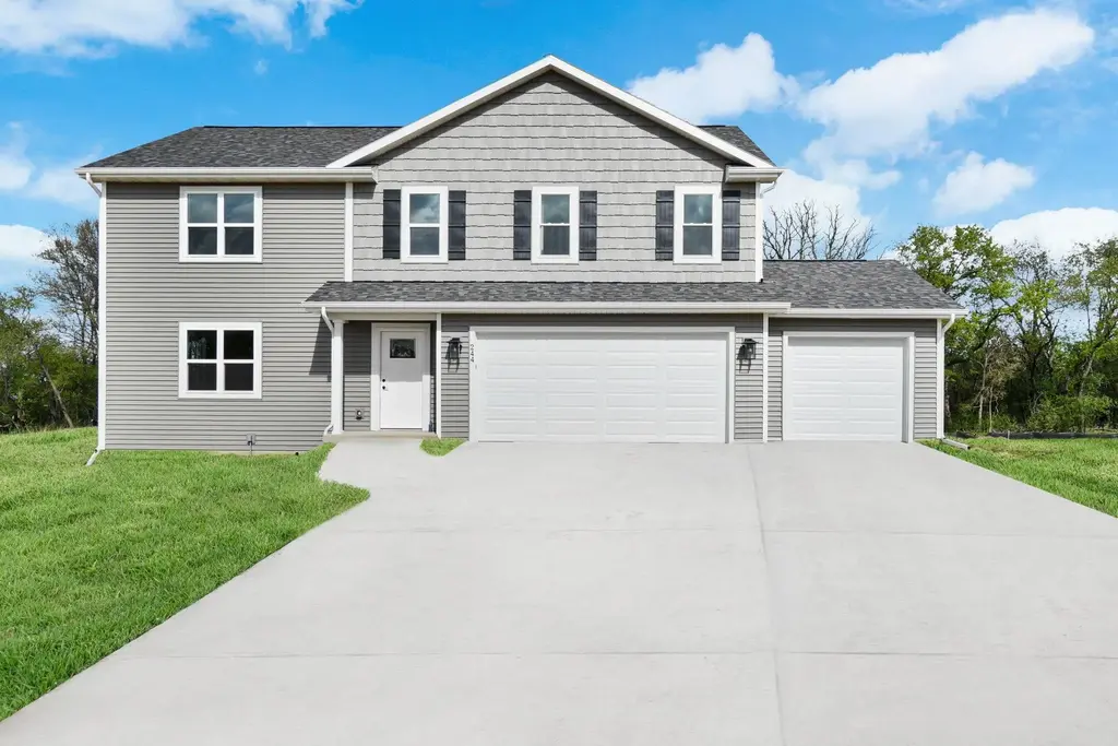 10422 N Stone Barn Drive, Milton