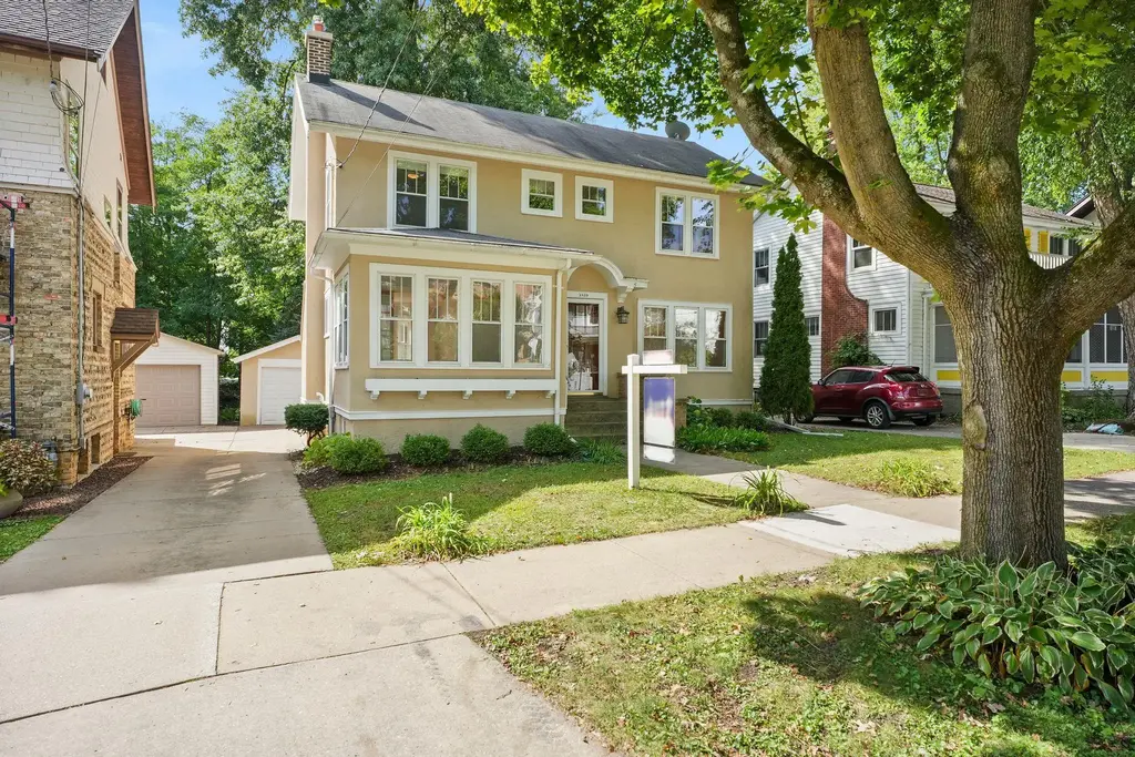 1829 Rowley Avenue, Madison