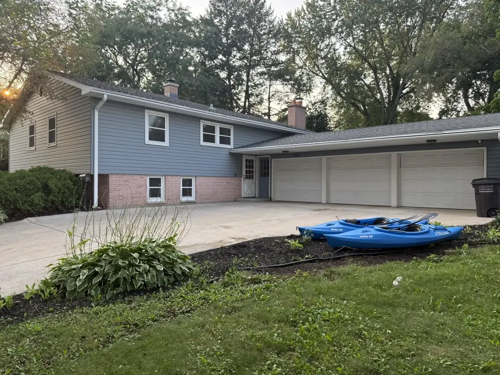 908 Roby Road, Stoughton